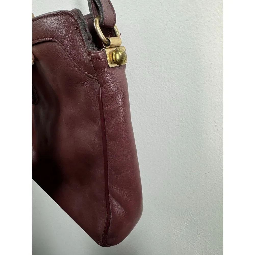 Vintage 80s 90s ETIENNE AIGNER Medium Leather Shoulder Bag Handbag Classic Retro